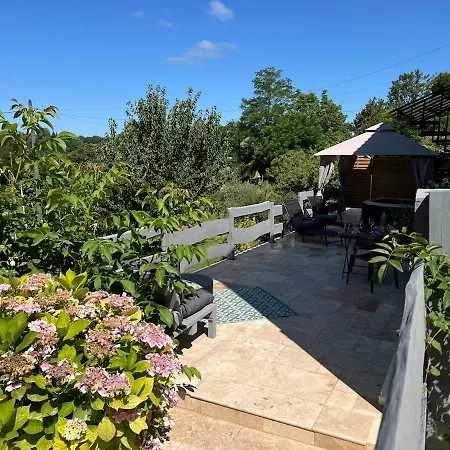 131, Spa, Parking Prive Sarlat-la-Caneda